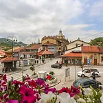 Guest house Pigeon Square 2*