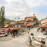 Pigeon Square Guest house 2*