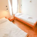 Pigeon Square Guest house 2*