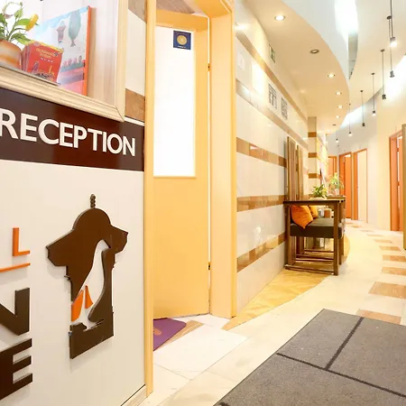 Pigeon Square Gasthuis 2*